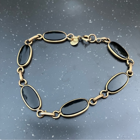 Jewelry - 14K Gold Filled Link Black Onyx Bracelet. EUC.